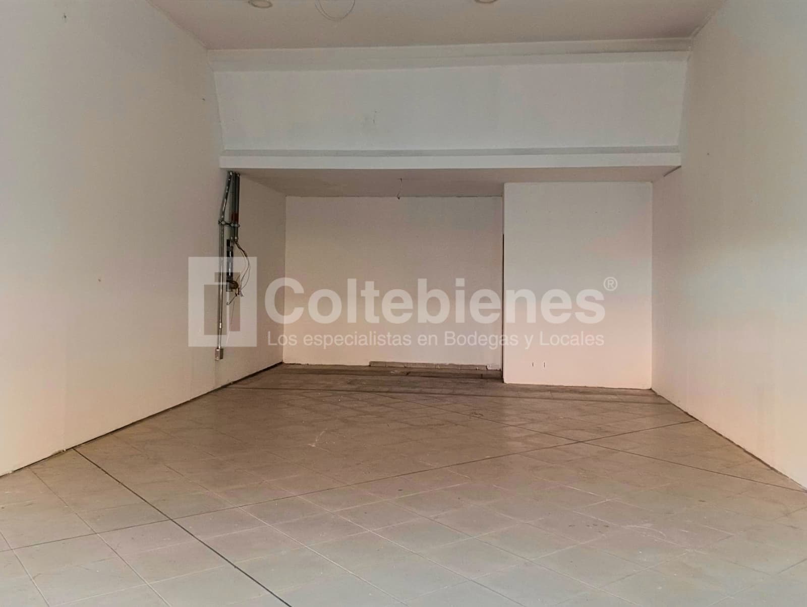 Local en arriendo - Carlos E. Restrepo, Medellín foto 4