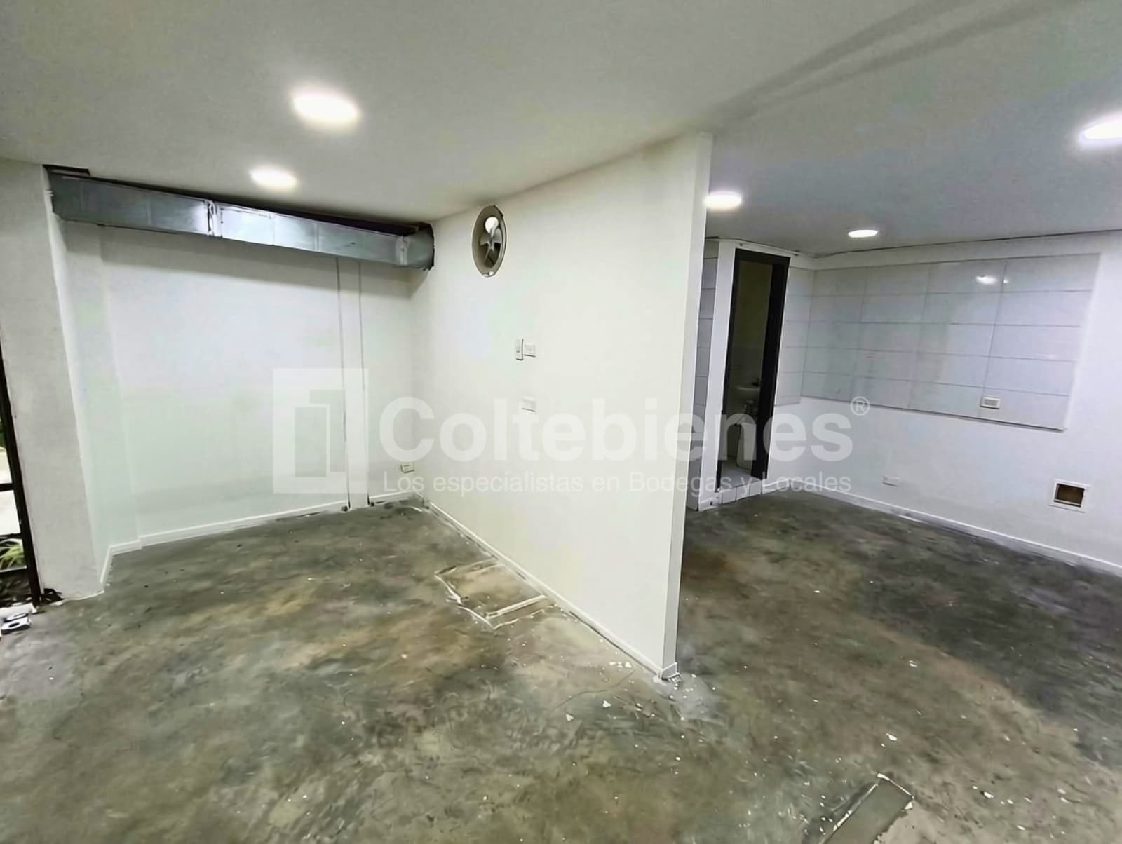 Local en arriendo - Barrio Colombia foto 4