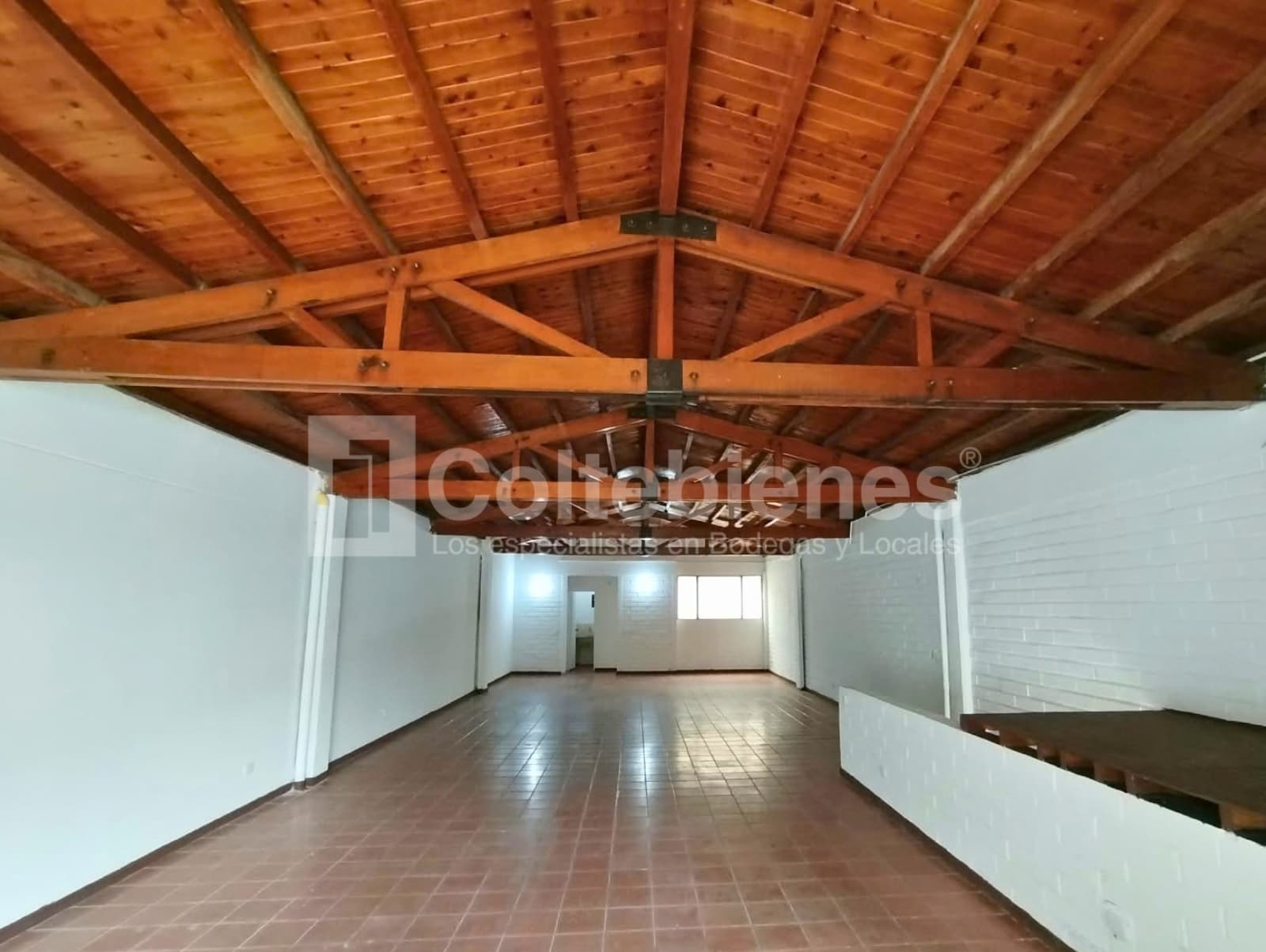 Local en arriendo - Guayabal, Medellín foto 4