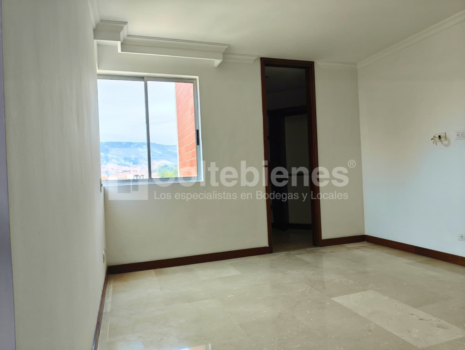 Apartamento en arriendo-Laureles, Medellín foto 5