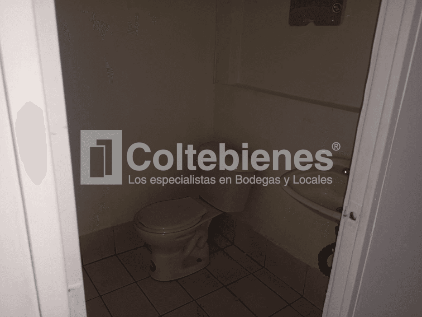 Local en arriendo - San Agustín, La Estrella foto 5