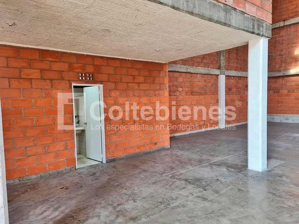 Bodega en arriendo – Primavera, Envigado foto 2
