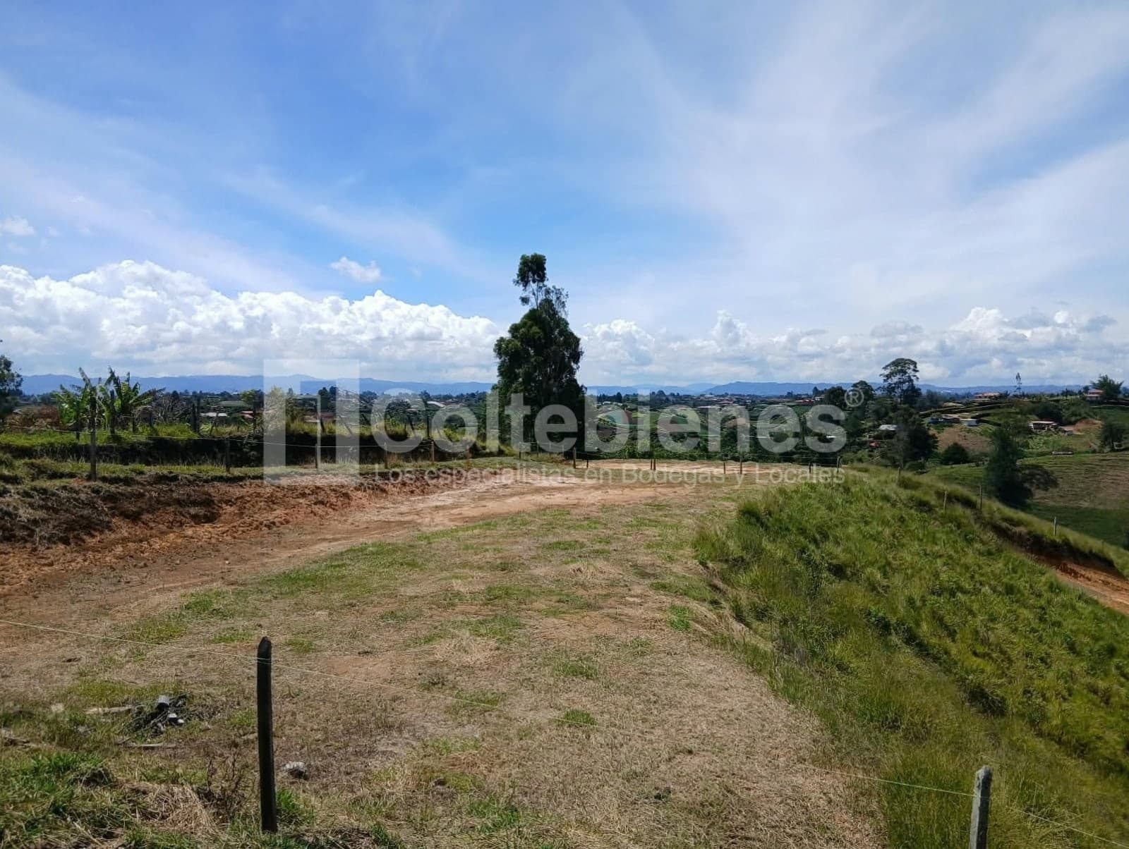Casa en venta – El Santuario, Santuario
