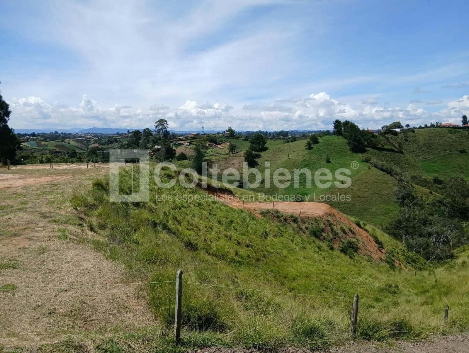 Casa en venta – El Santuario, Santuario foto 2