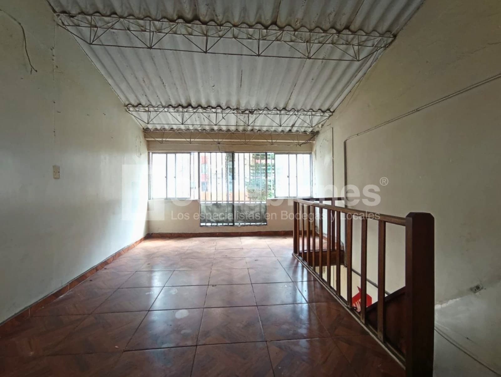 Local en arriendo - El Chagualo, Medellín foto 3