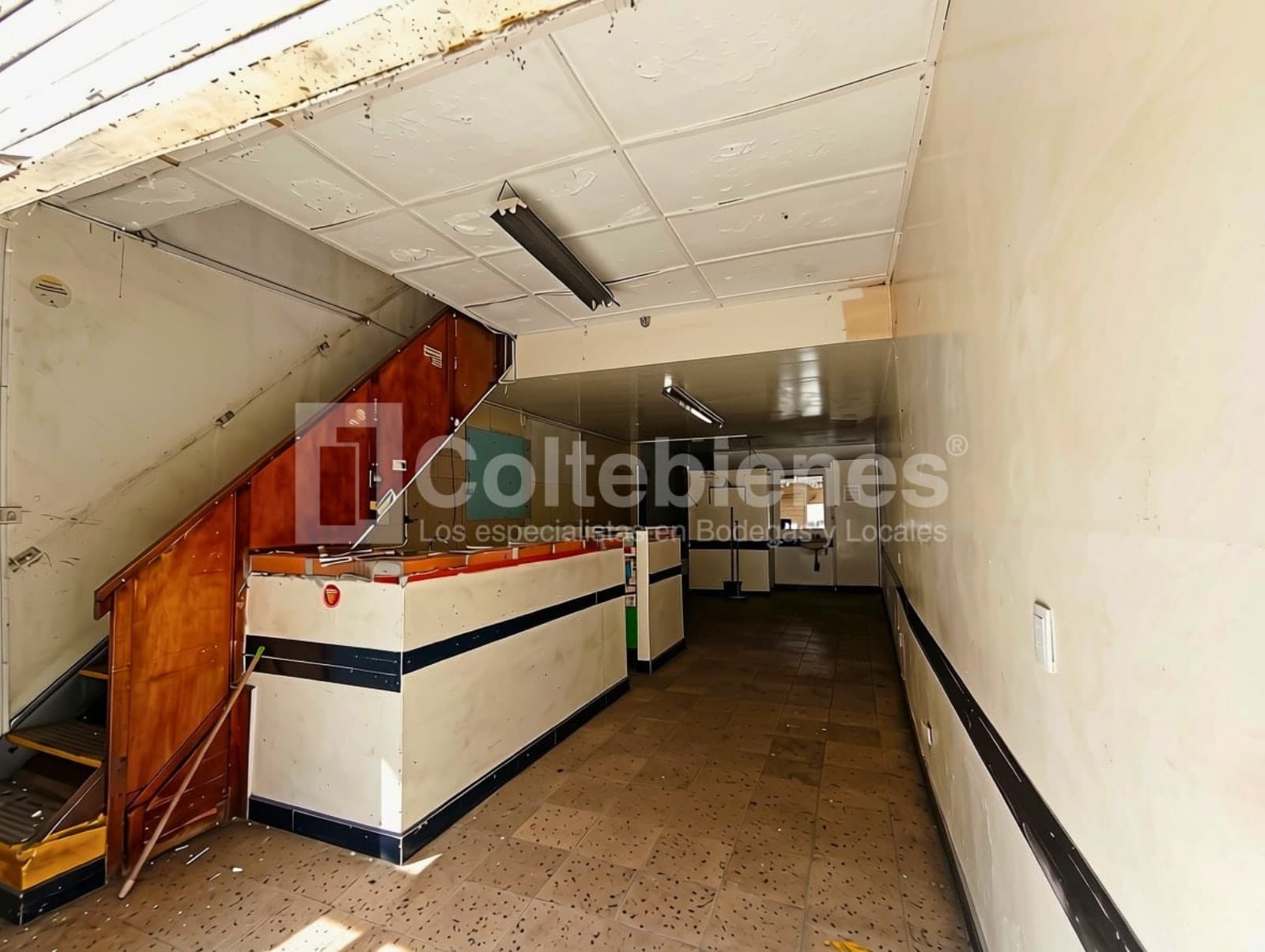 Local en arriendo - El Chagualo, Medellín foto 4