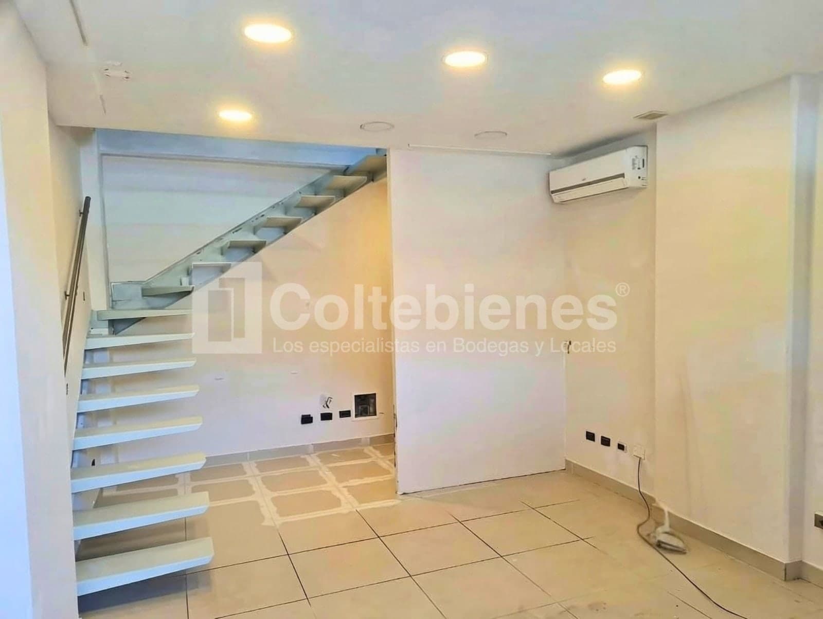 Local en arriendo y venta - Palmas, Medellín foto 2