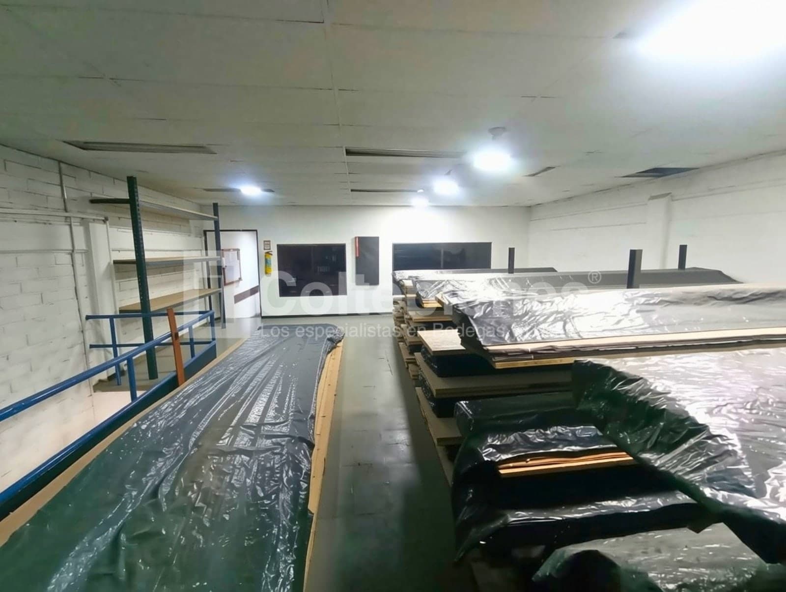 Bodega en arriendo - La Cruz, Itagüí foto 5