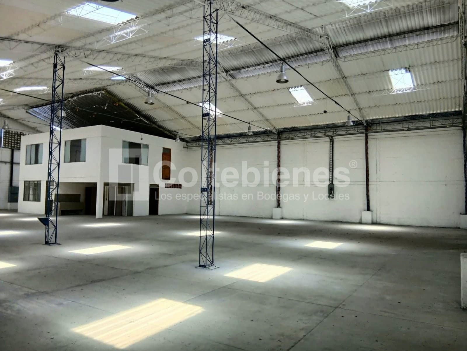 Bodega en arriendo – Sierra Morena, La Estrella foto 3