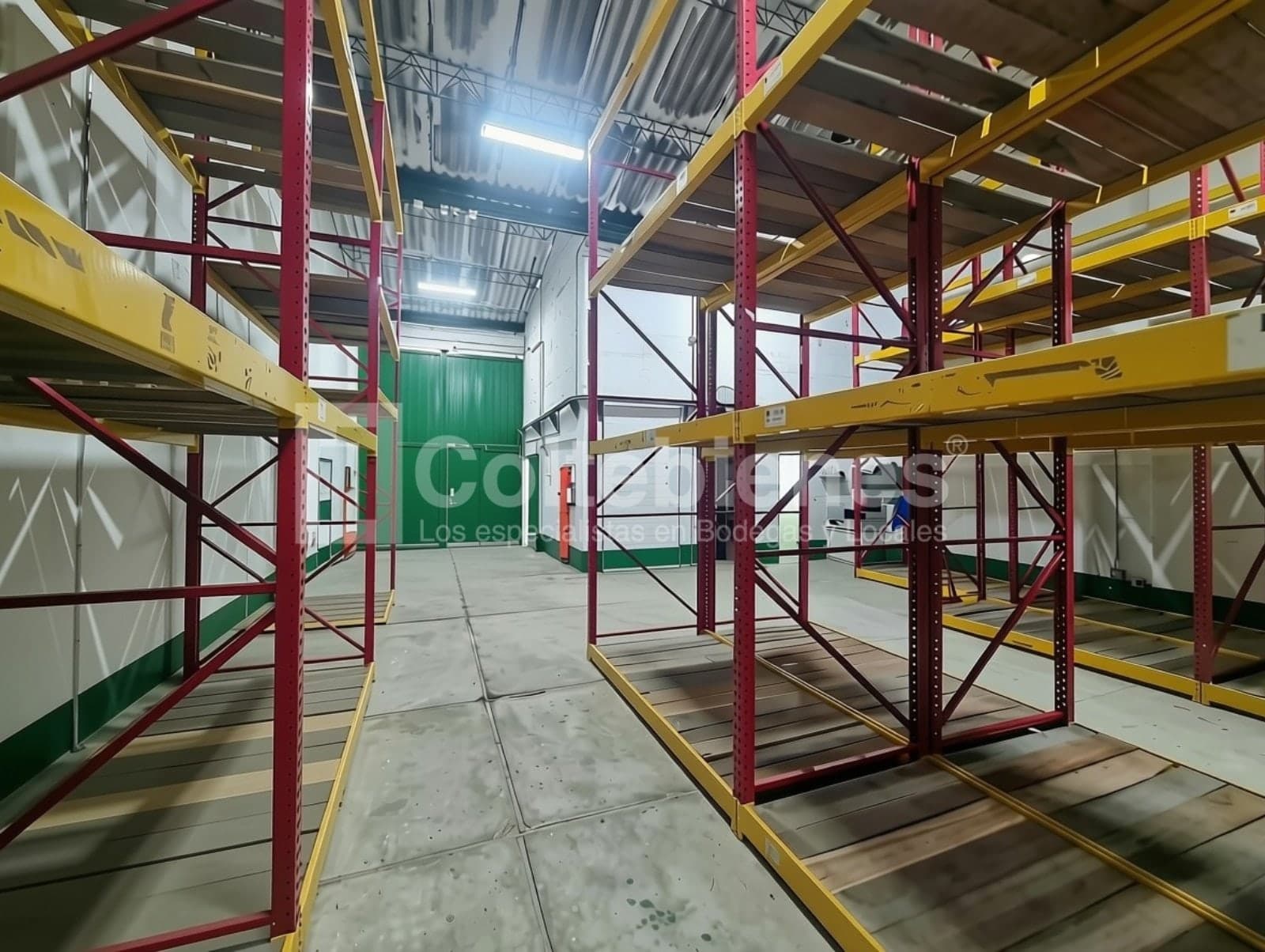 Bodega en arriendo – mayorista, Itagüí