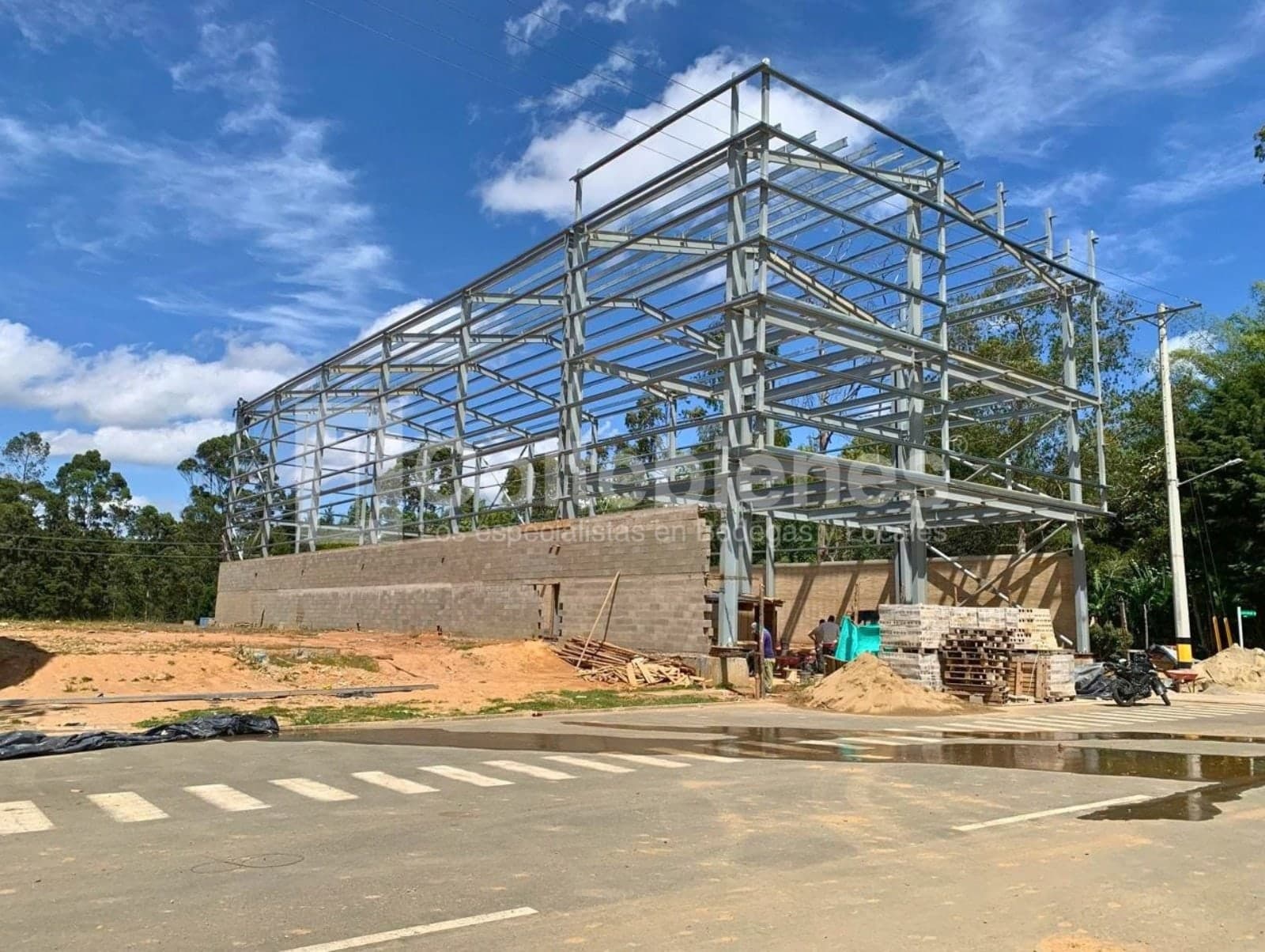 Bodega en construcción en arriendo - Guarne foto 5