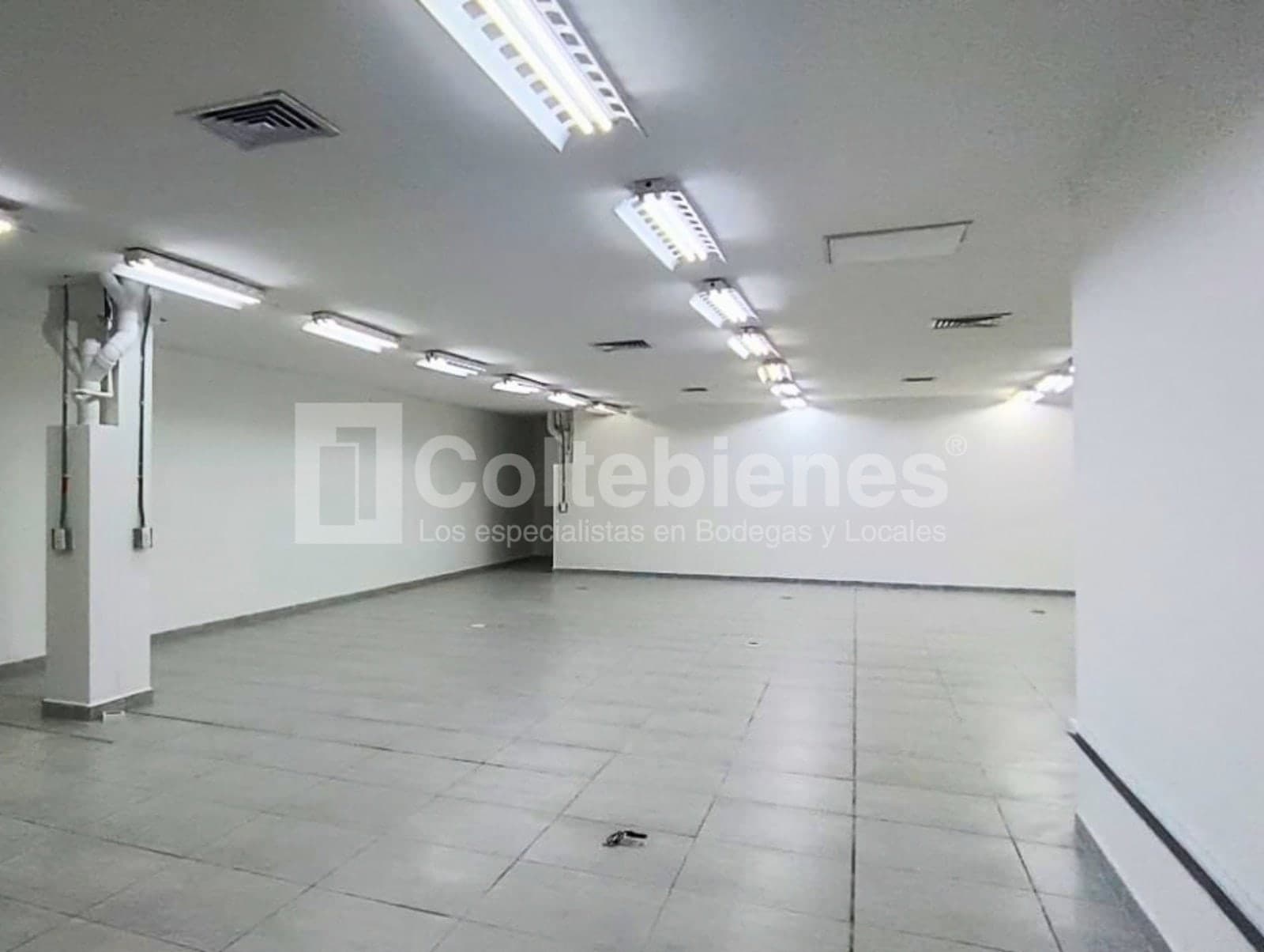 Local en arriendo - Carlos E. Restrepo foto 2