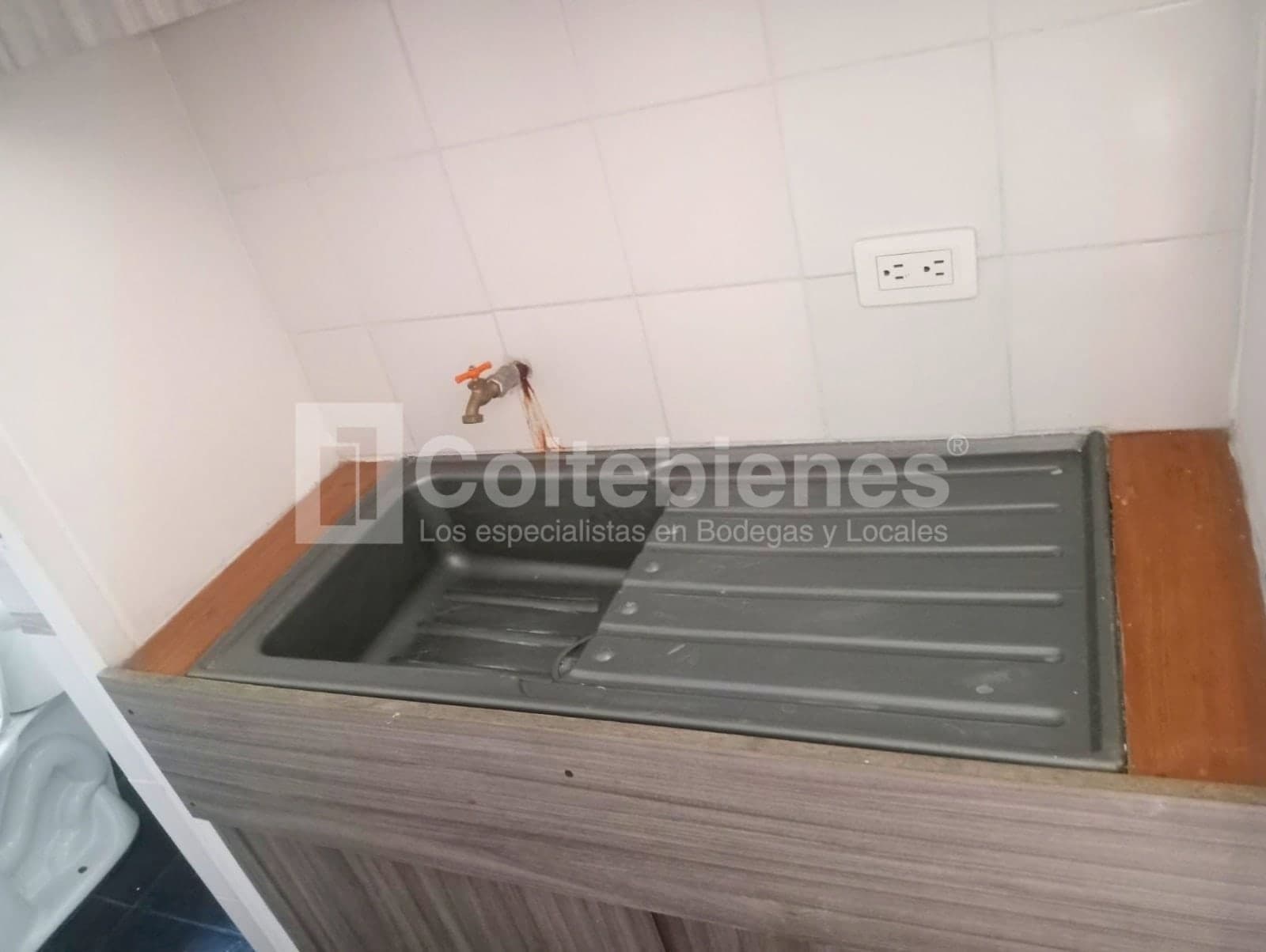 Oficina en arriendo – Poblado Astorga, Medellín foto 4