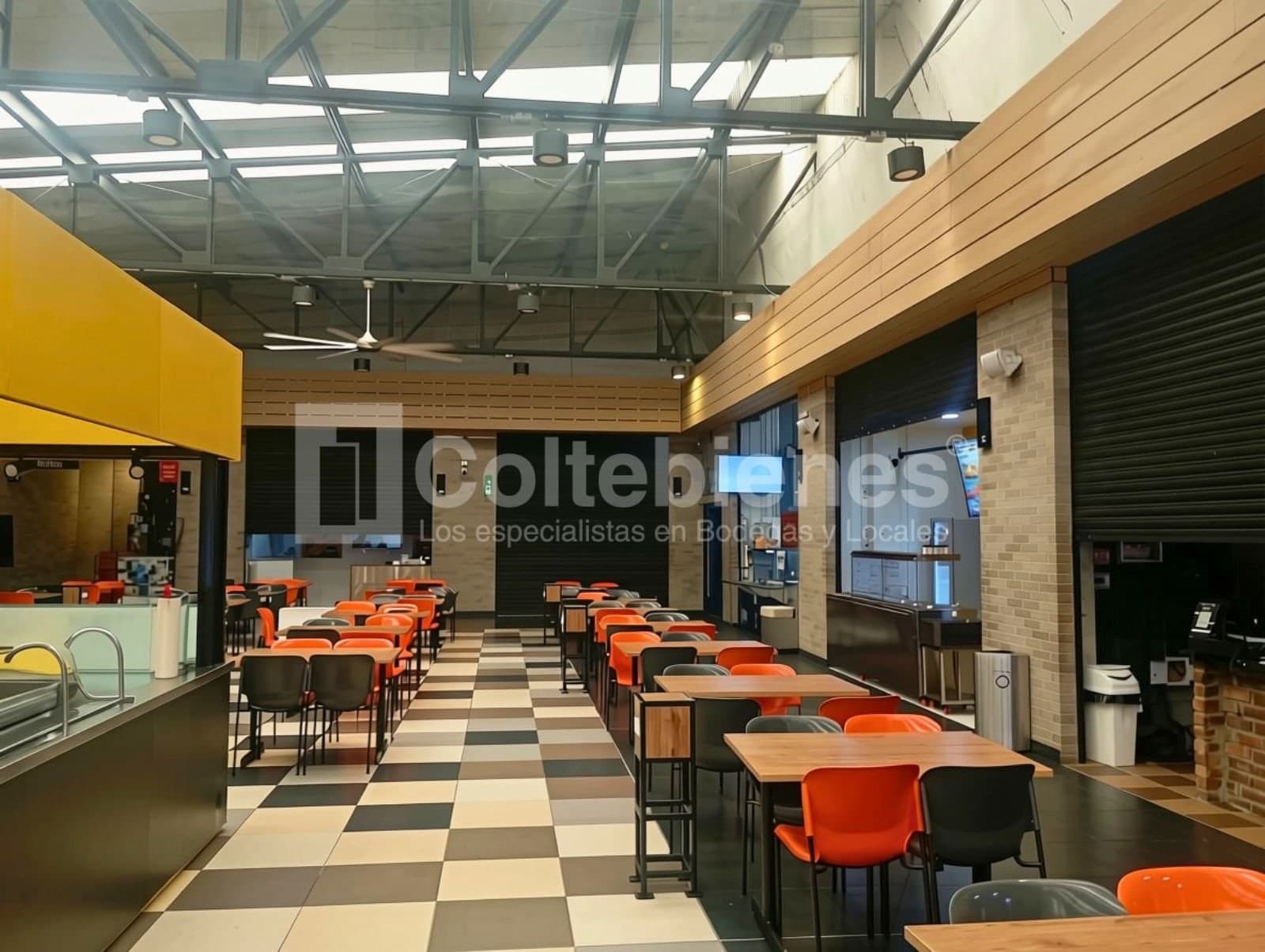 Local en arriendo - Mall Estación 52 foto 4