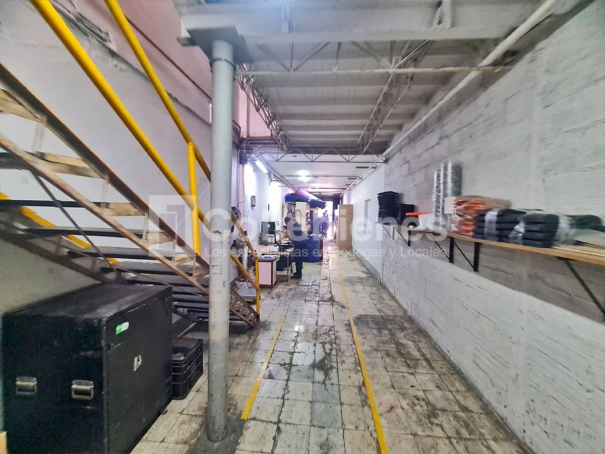 Bodega en arriendo – Barrio Colombia, Medellín foto 2