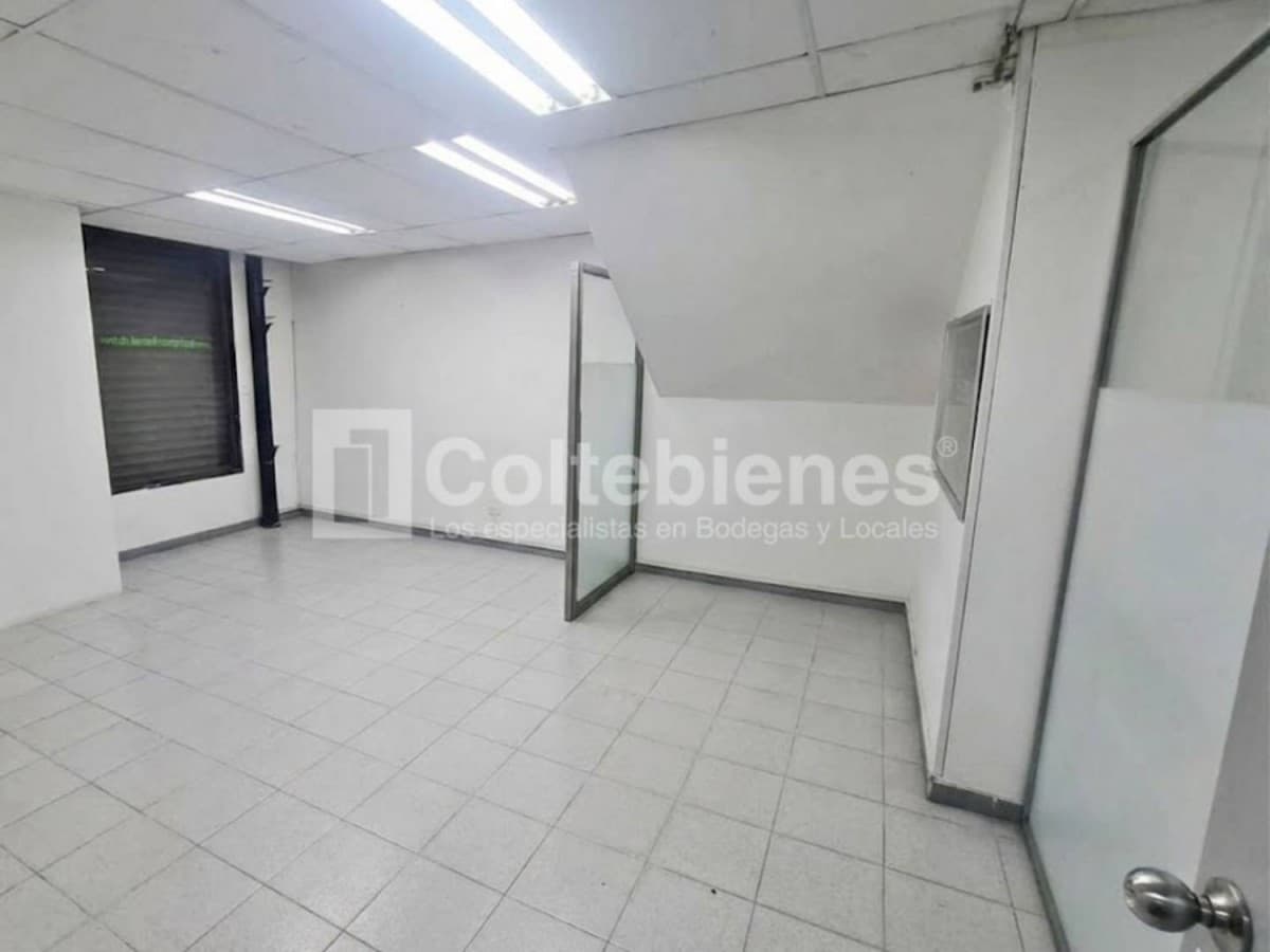 Bodega en arriendo – Barrio Colombia, Medellín foto 4