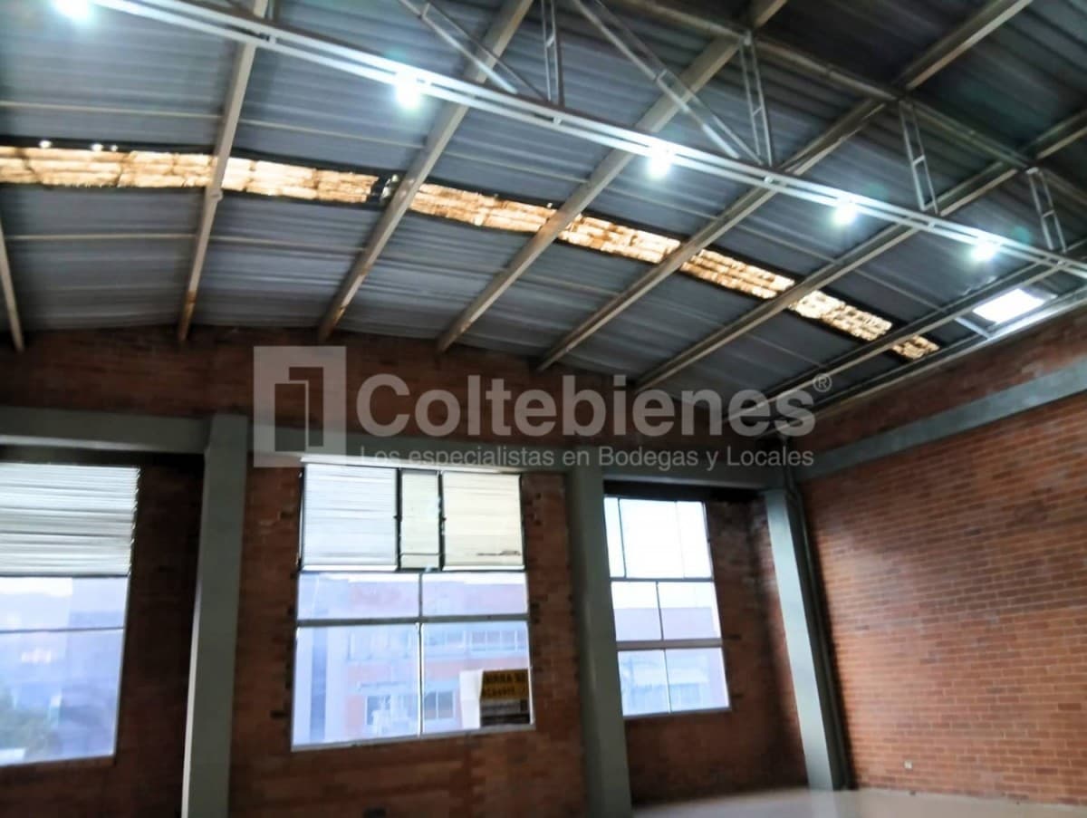 Local en arriendo – Sabaneta foto 5