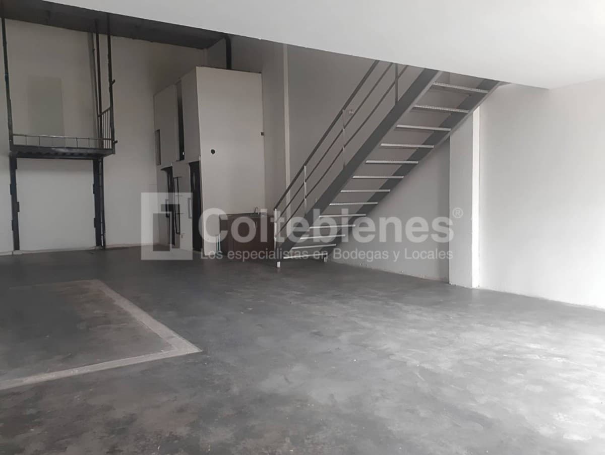 Local en arriendo – La Estrella foto 3
