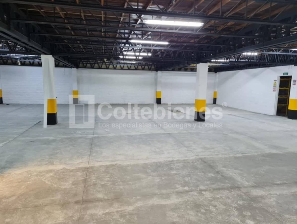 Bodega en arriendo – Guayabal, Medellín foto 2