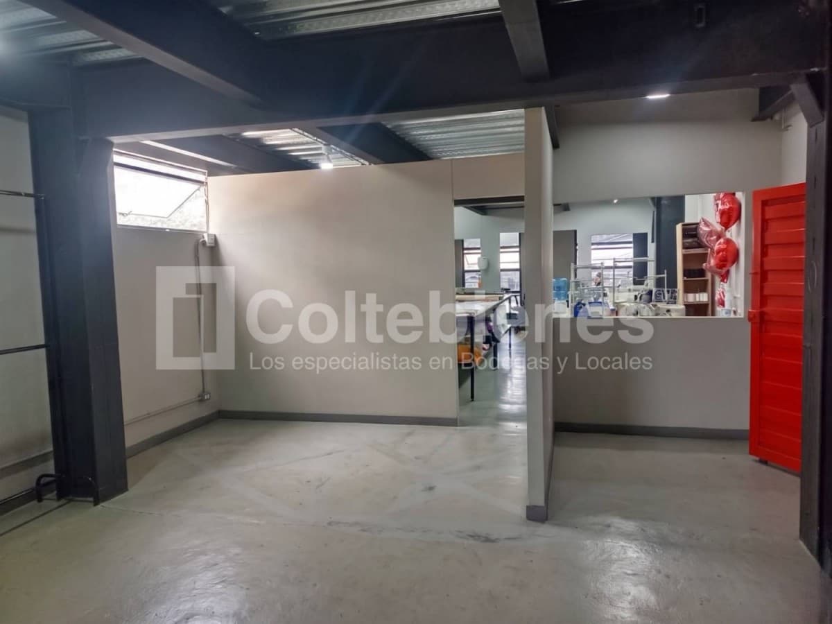 Bodega en arriendo – Campo Amor, Medellín foto 3