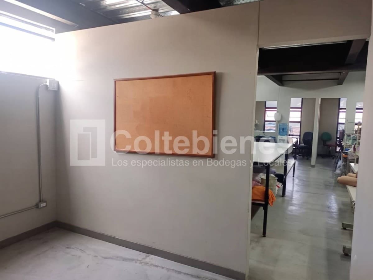 Bodega en arriendo – Campo Amor, Medellín foto 4