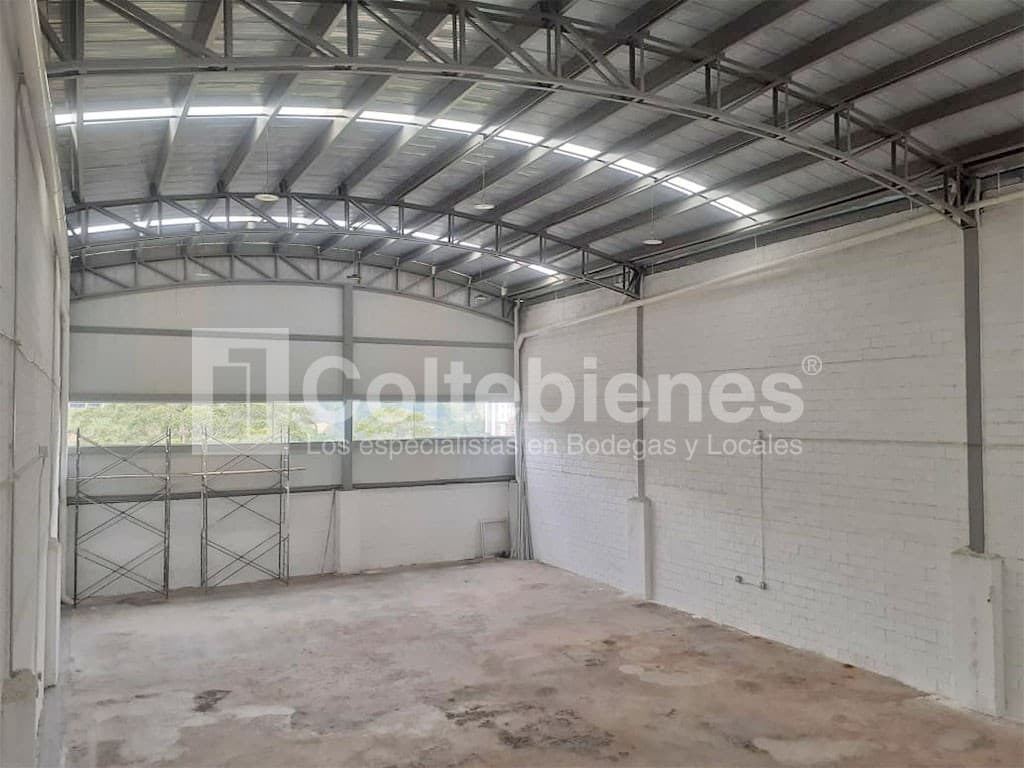 Bodega en arriendo – La Estrella foto 2