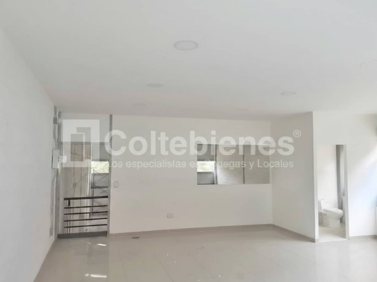 Bodega en arriendo – La Estrella foto 5