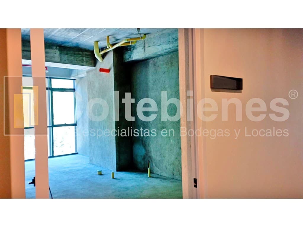 Oficina en arriendo/venta – Las Palmas, Medellín