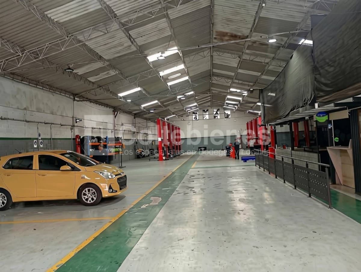 Bodega en arriendo – San Diego, Medellín