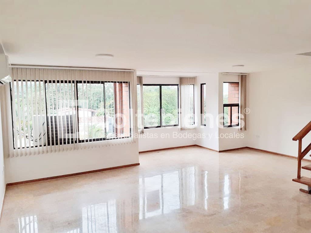 Oficina en arriendo – Aguacatala, Medellín