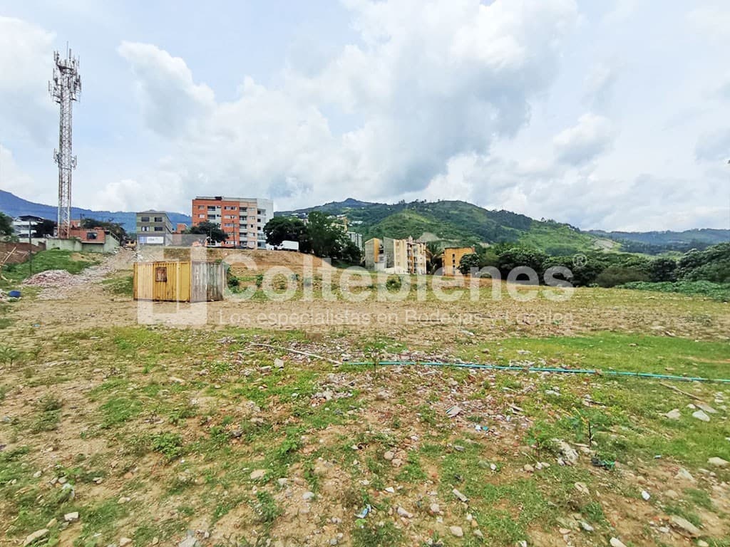 Lote en venta – Copacabana foto 2