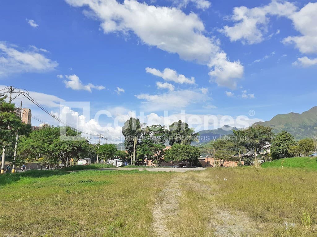 Lote en arriendo – Copacabana foto 2