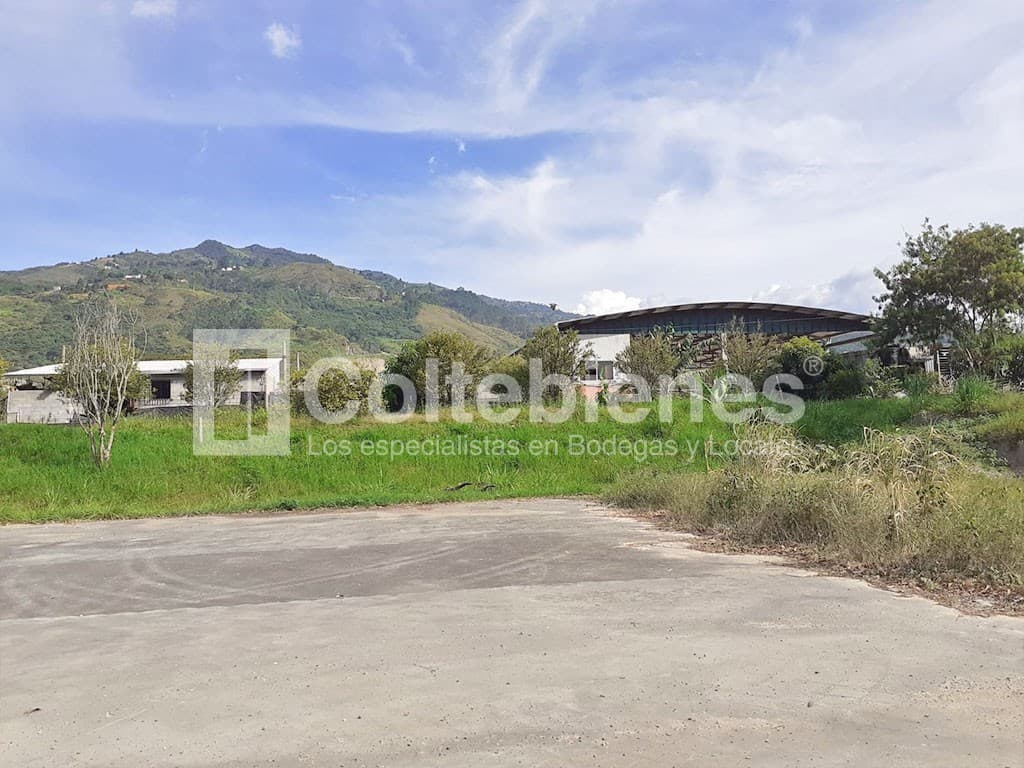 Lote en arriendo – Copacabana foto 5