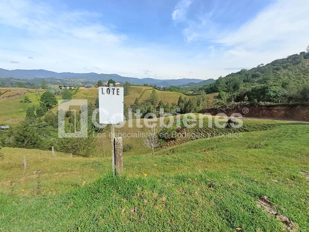 Lote en venta – El Retiro foto 2