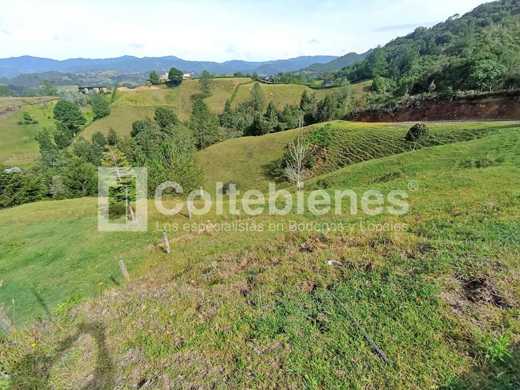 Lote en venta – El Retiro foto 5