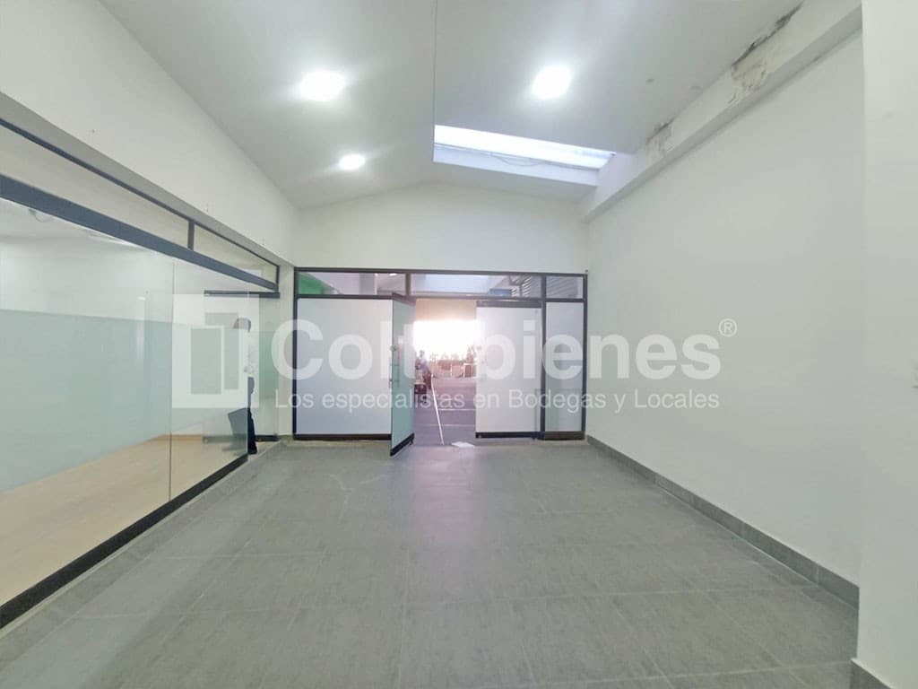 Local en arriendo – La Esmeralda, Itagüí foto 2