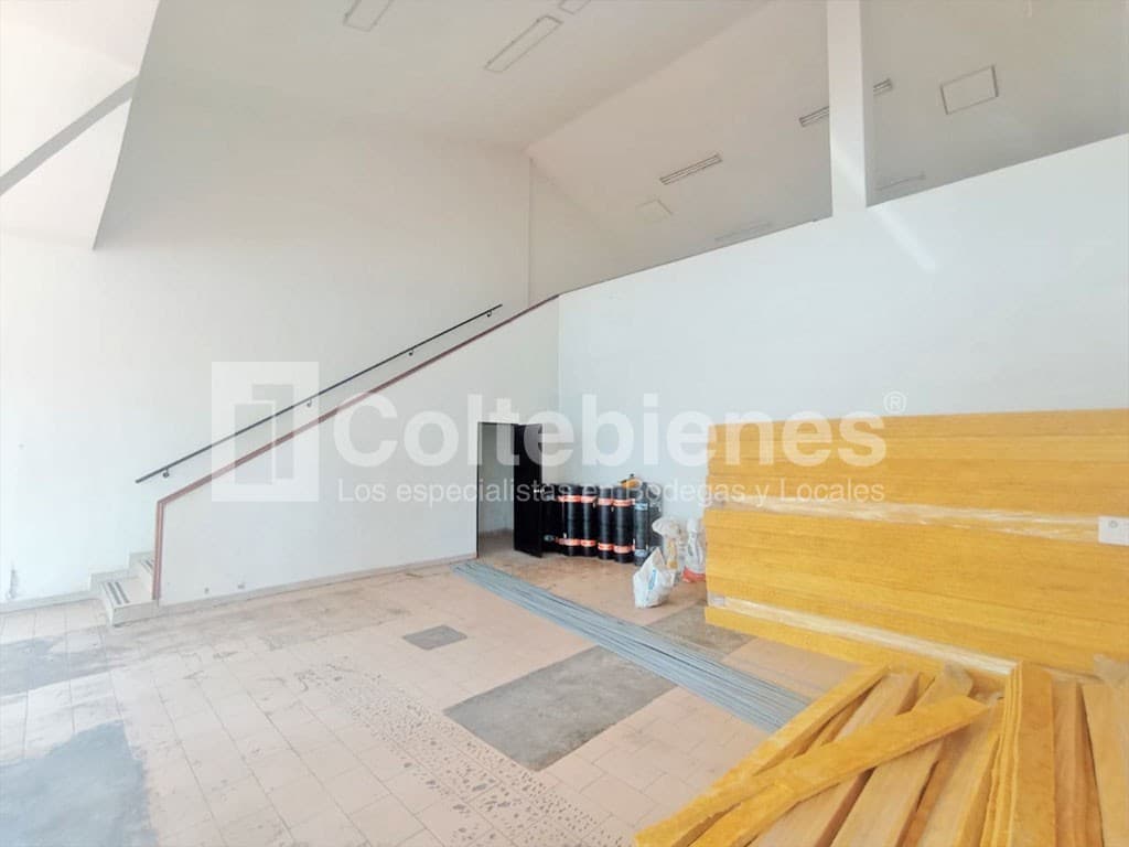 Local en arriendo – La Esmeralda, Itagüí foto 2