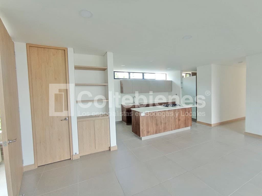 Apartamento en arriendo – Poblado, Medellín
