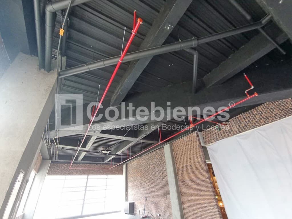 Local en venta – Poblado, Medellín foto 4