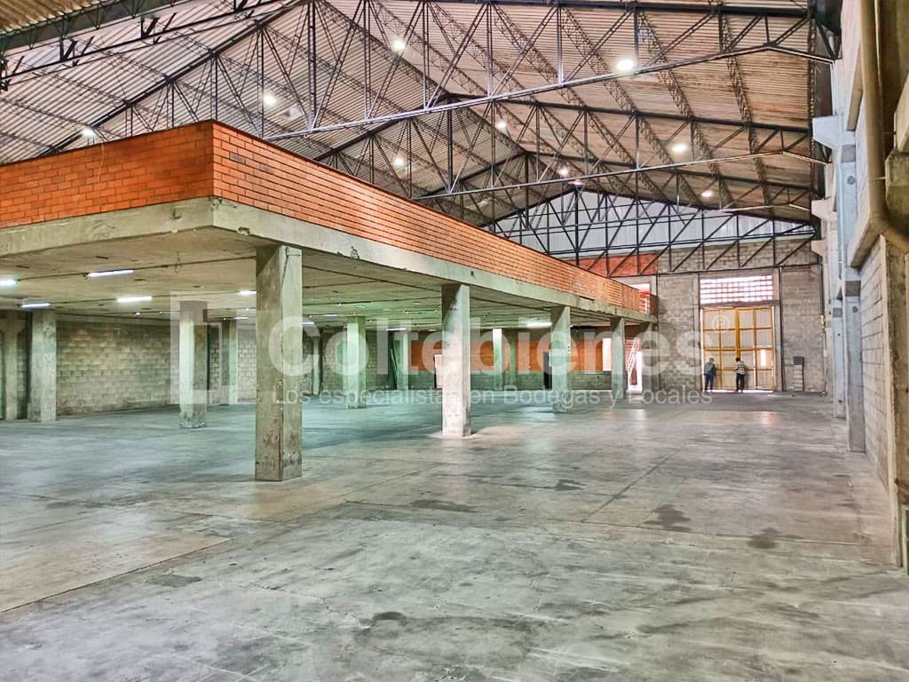 Bodega en arriendo – Rionegro foto 2