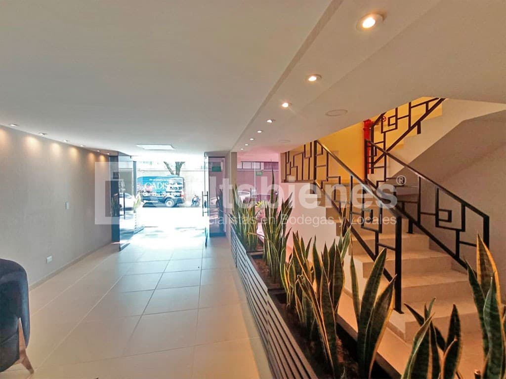 Local en arriendo – Laureles, Medellín foto 3