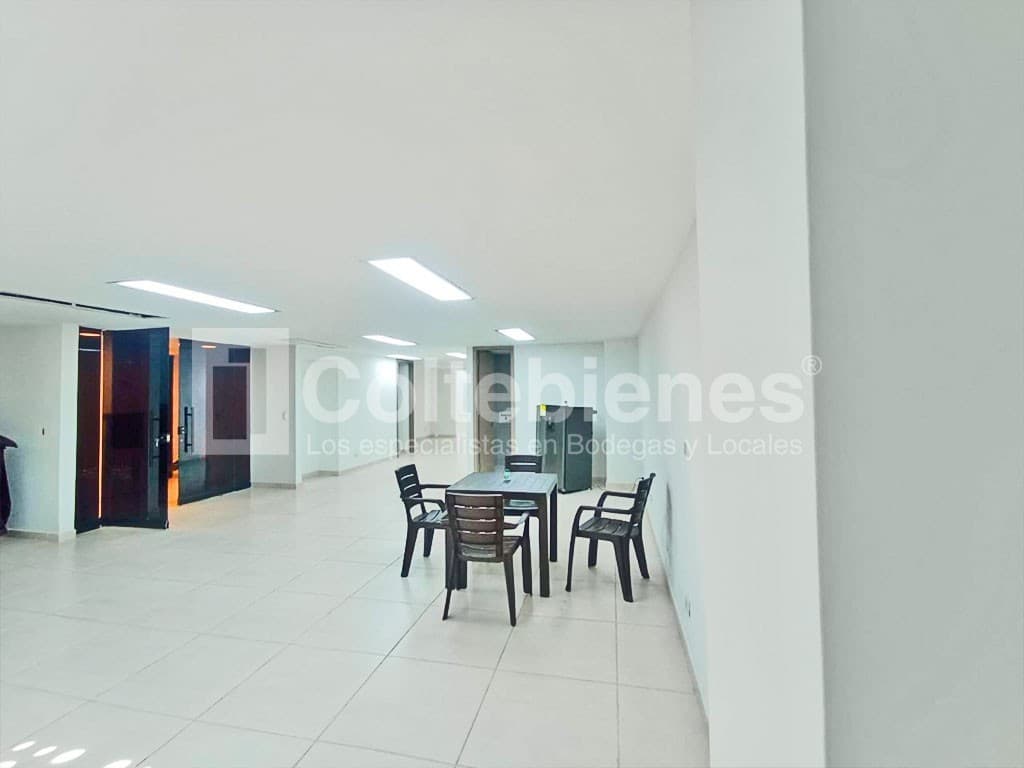 Local en arriendo – Laureles, Medellín foto 4