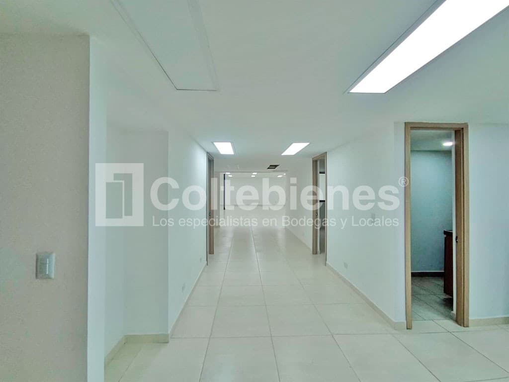 Local en arriendo – Laureles, Medellín foto 5