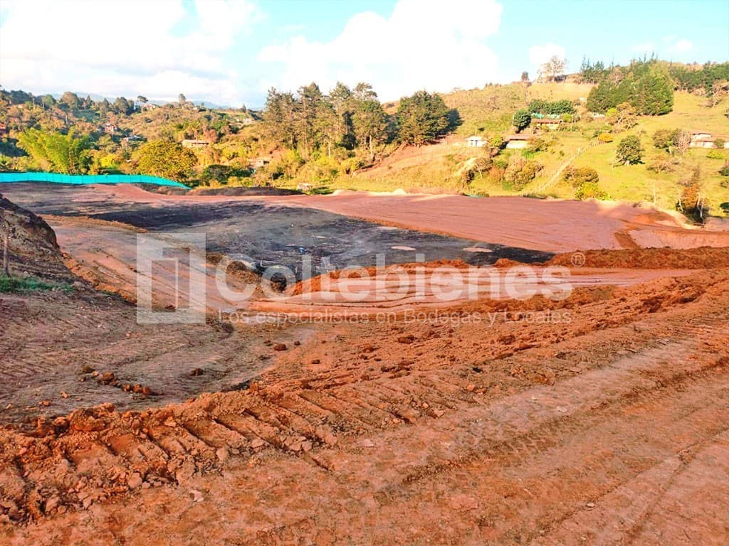 Lote en venta – Guarne foto 5