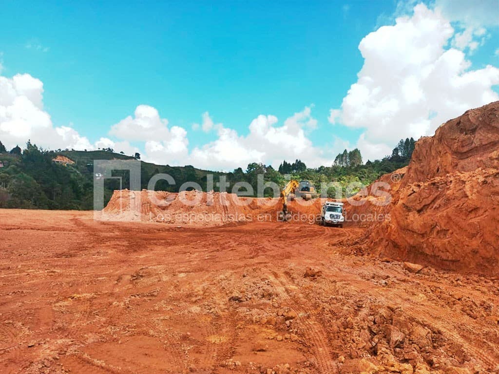 Lote en venta – Guarne foto 2