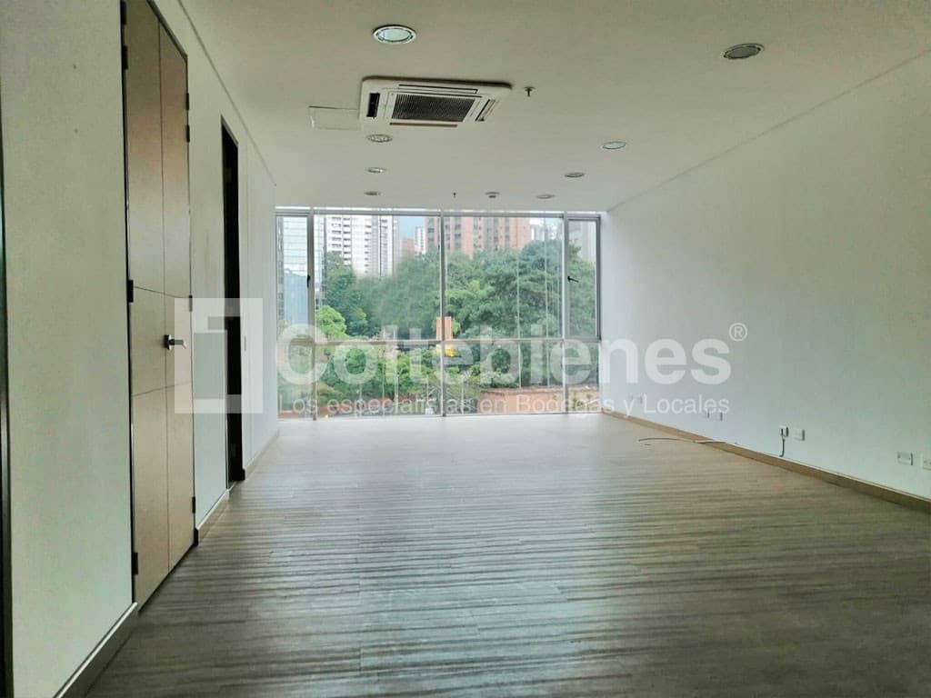Oficina en venta – Poblado, Medellín foto 2
