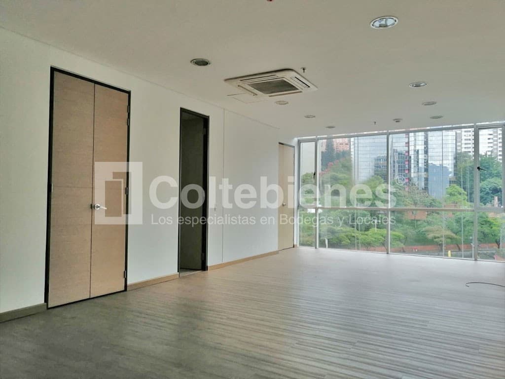 Oficina en venta – Poblado, Medellín foto 3