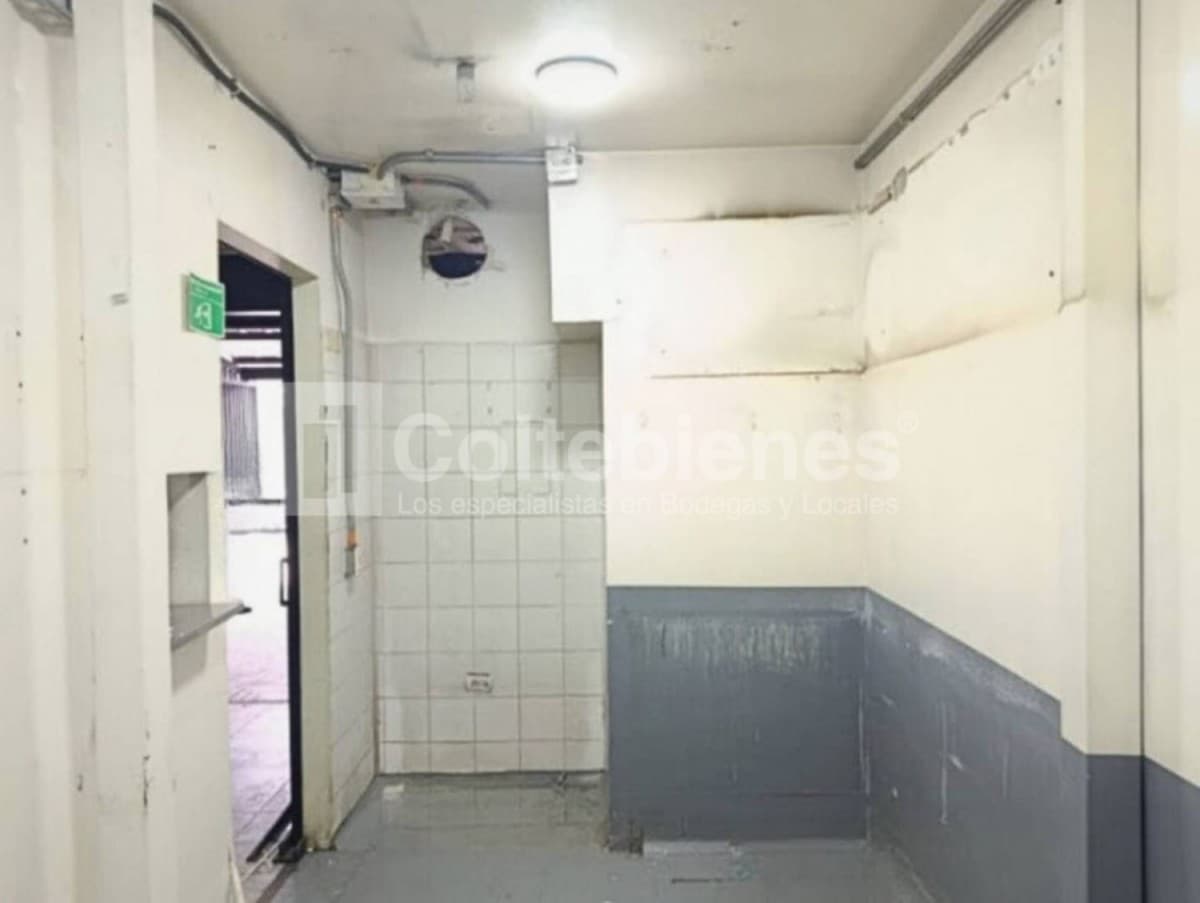 Local en arriendo – El Chagualo, Medellín foto 5
