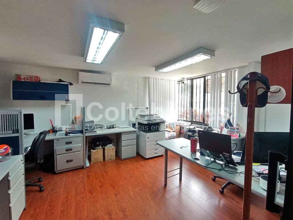 Casa en arriendo/venta – Poblado, Medellín foto 2