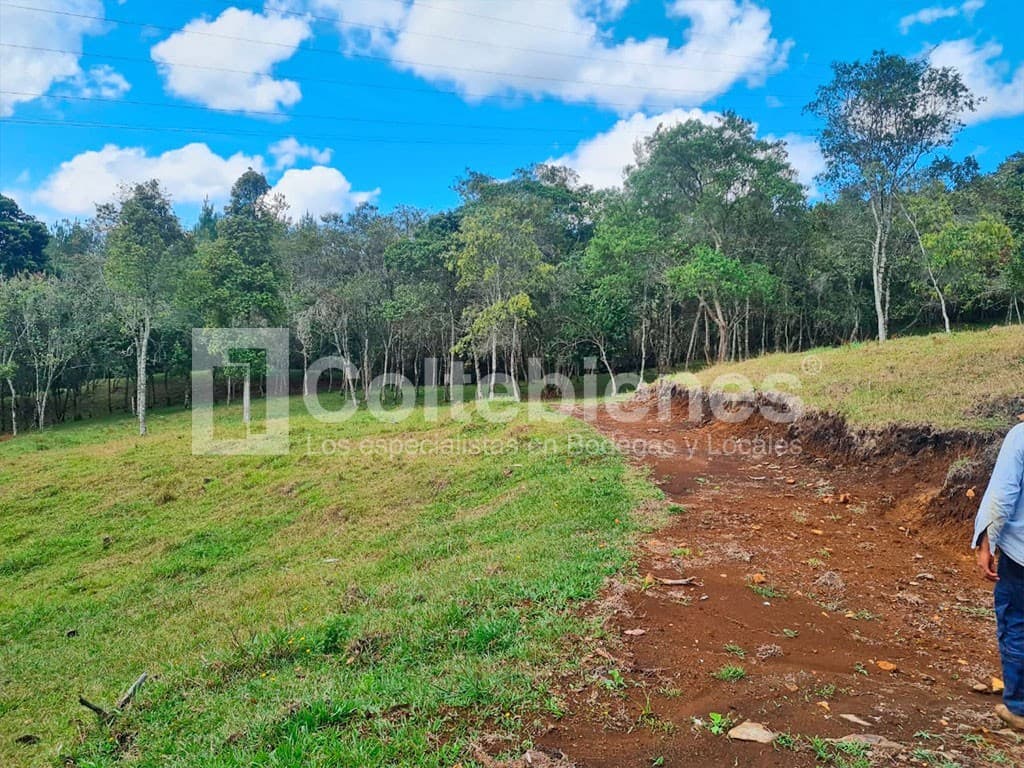 Lote en venta – La Honda, Guarne foto 3